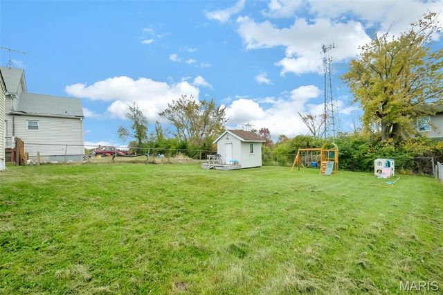10 Highway J, Wright City, MO 63390