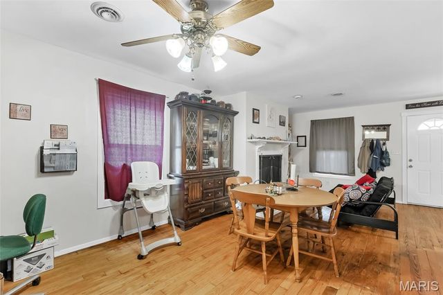 10 Highway J, Wright City, MO 63390