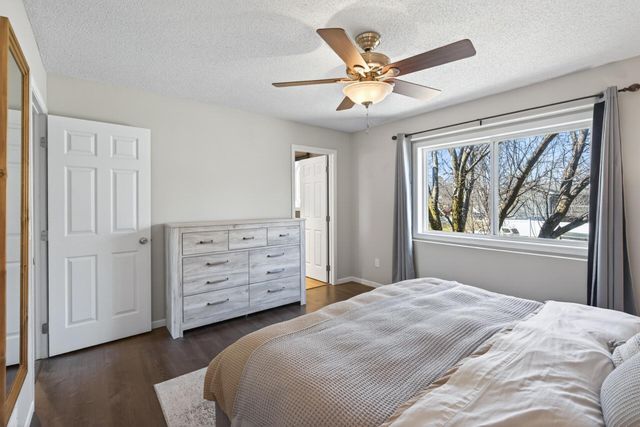 10597 61st Street NE, Albertville, MN 55301