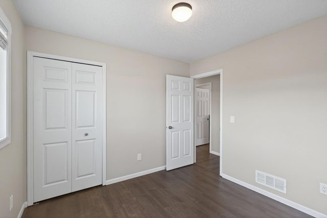 10597 61st Street NE, Albertville, MN 55301