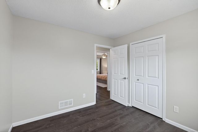 10597 61st Street NE, Albertville, MN 55301