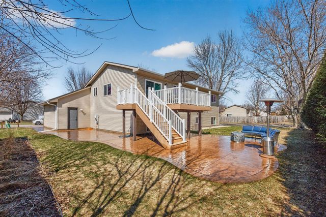 10597 61st Street NE, Albertville, MN 55301