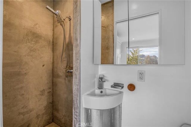 3439 Winslow, Los Angeles, CA 90026