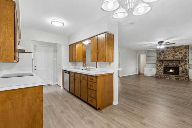 2617 Westview Drive, Mesquite, TX 75150