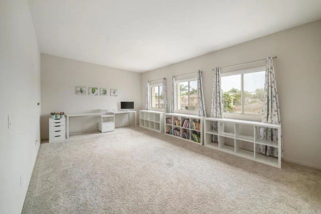 369 Justina Drive, Oceanside, CA 92057