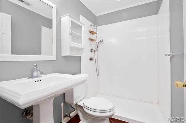 5803 Waterman Boulevard 3W, St Louis, MO 63112
