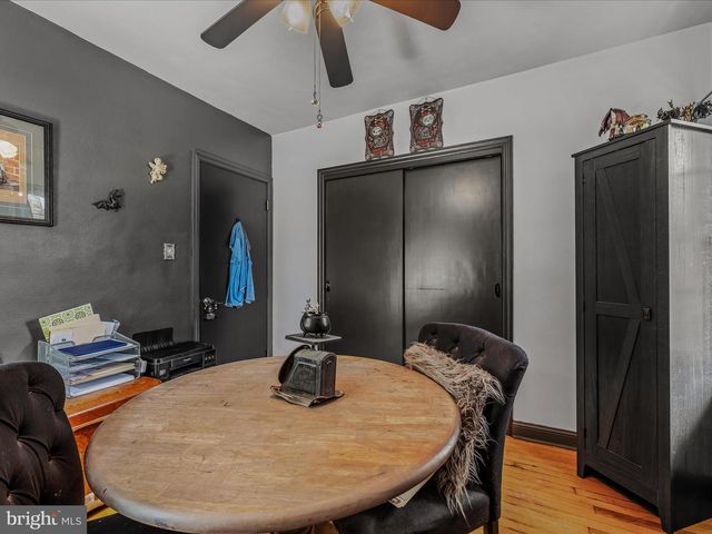9 S LAUREL AVE, Berkeley Springs, WV 25411