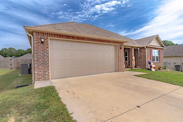 1803 Petes Place, Paragould, AR 72450