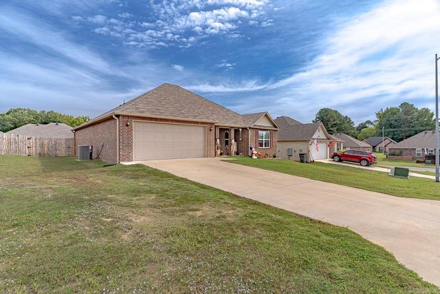 1803 Petes Place, Paragould, AR 72450