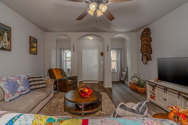 1803 Petes Place, Paragould, AR 72450