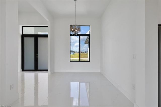 2500 NW 7th ST, Cape Coral, FL 33993