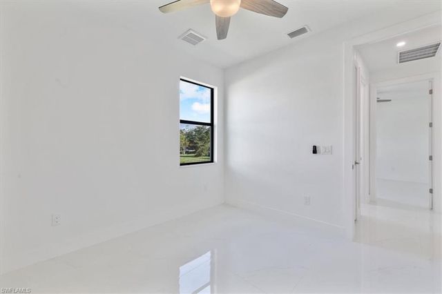 2500 NW 7th ST, Cape Coral, FL 33993