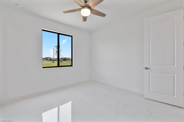 2500 NW 7th ST, Cape Coral, FL 33993