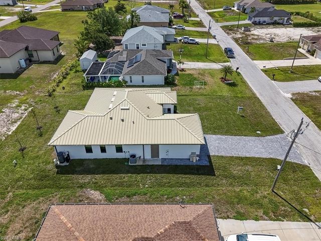 2500 NW 7th ST, Cape Coral, FL 33993