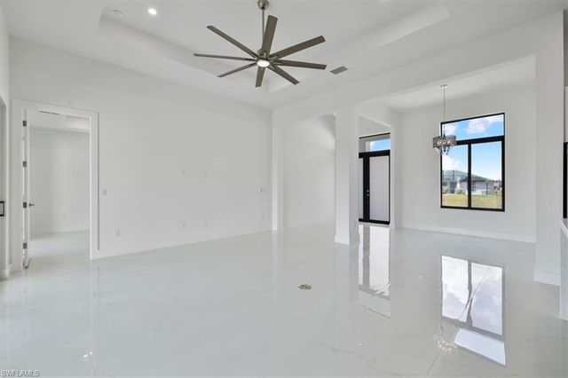 2500 NW 7th ST, Cape Coral, FL 33993