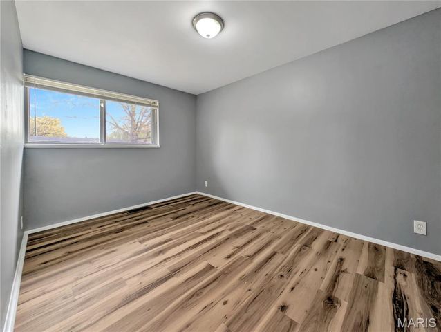 10319 Reba Drive, Dellwood, MO 63136