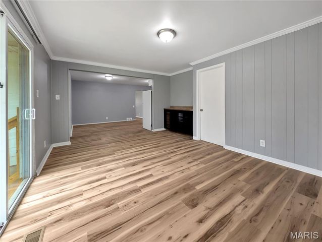 10319 Reba Drive, Dellwood, MO 63136