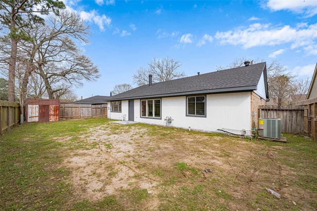 7322 Logging Trail Drive, Humble, TX 77346