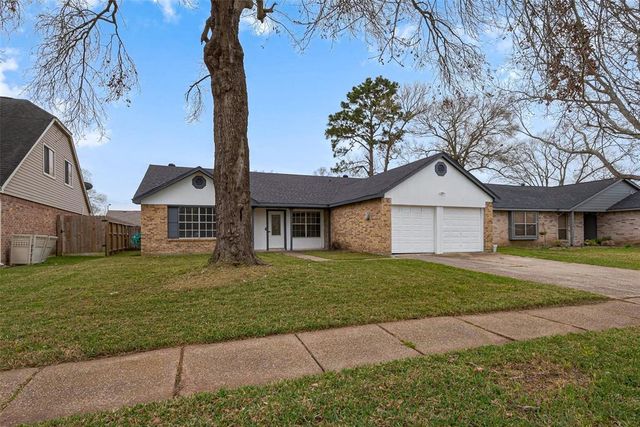 7322 Logging Trail Drive, Humble, TX 77346
