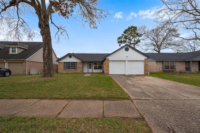 7322 Logging Trail Drive, Humble, TX 77346