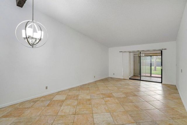 540 Shady Pine Way B, Greenacres, FL 33415