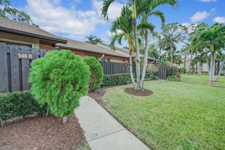 540 Shady Pine Way B, Greenacres, FL 33415