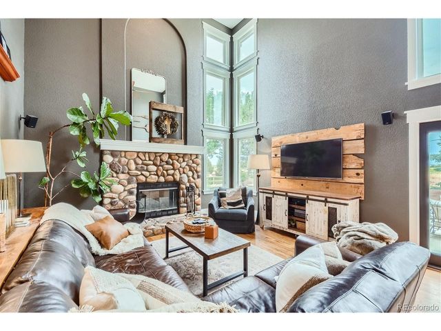 1949 Kaplan Dr, Windsor, CO 80550