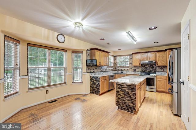 822 WELLESLEY CT, Hampstead, MD 21074