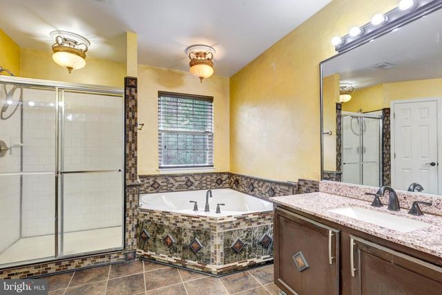 822 WELLESLEY CT, Hampstead, MD 21074