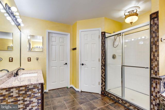 822 WELLESLEY CT, Hampstead, MD 21074