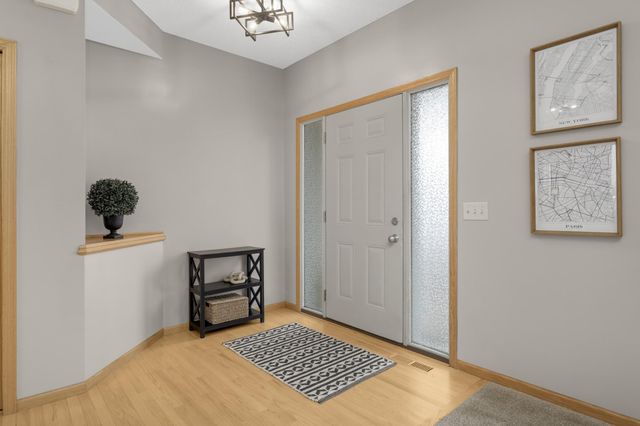 20742 Fury Court, Lakeville, MN 55044