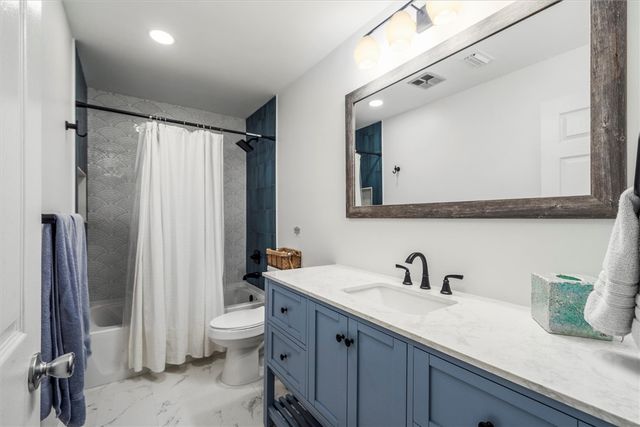 1960 W Pebble Path, Vero Beach, FL 32963