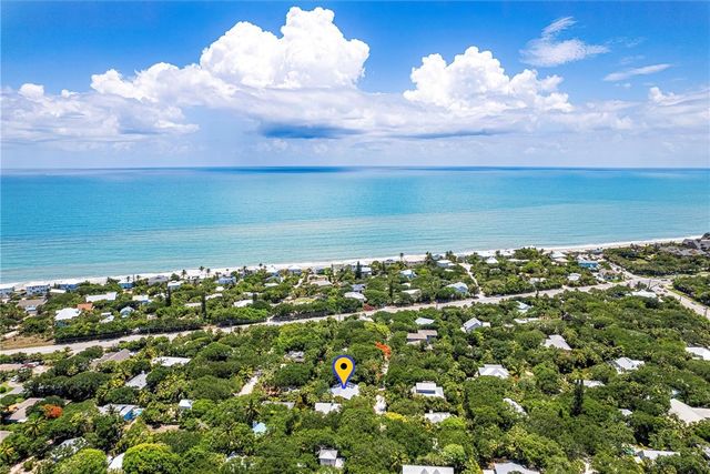 1960 W Pebble Path, Vero Beach, FL 32963