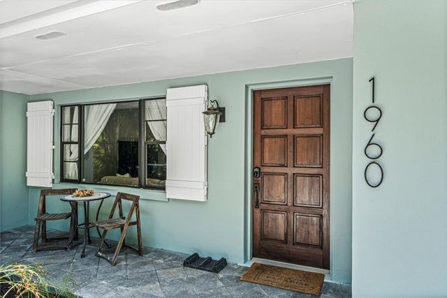 1960 W Pebble Path, Vero Beach, FL 32963
