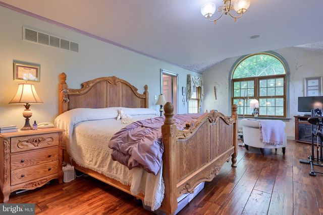 310 MAIL ROUTE, Sinking Spring, PA 19608