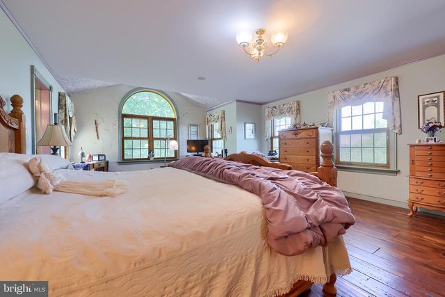 310 MAIL ROUTE, Sinking Spring, PA 19608