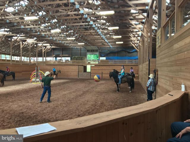 310 MAIL ROUTE, Sinking Spring, PA 19608