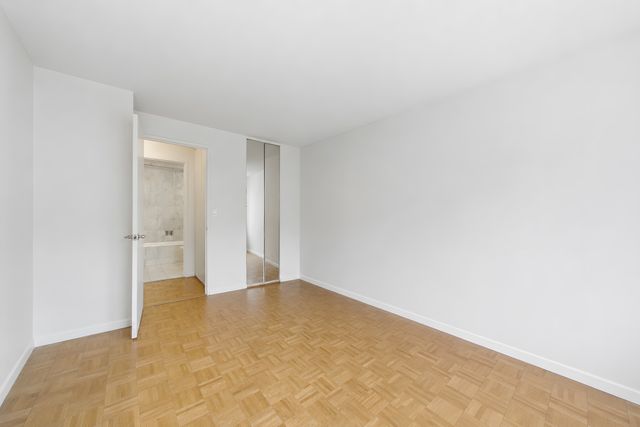 200 Rector Pl Apt 7C, New York City, NY 10280