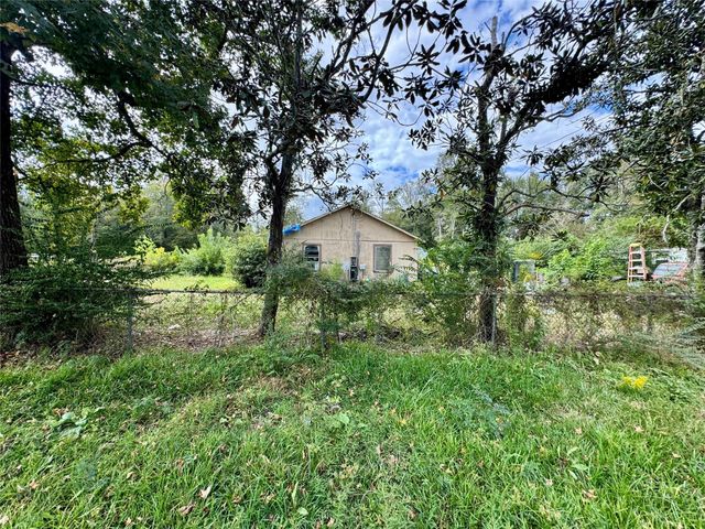 1695 Terry Road, Vidor, TX 77662