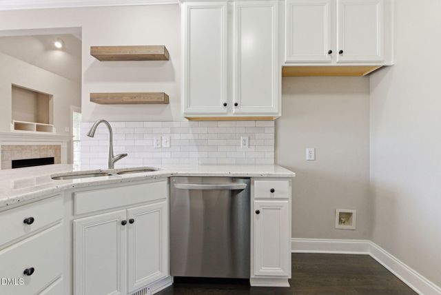 85 Glen Oaks Drive, Youngsville, NC 27596