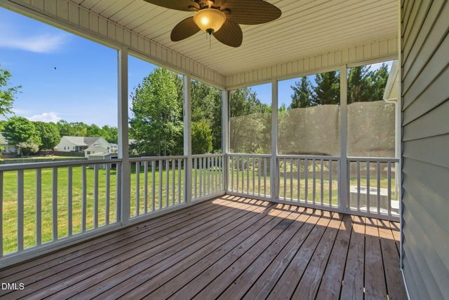 85 Glen Oaks Drive, Youngsville, NC 27596