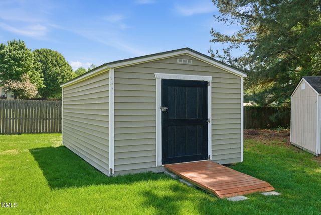 85 Glen Oaks Drive, Youngsville, NC 27596