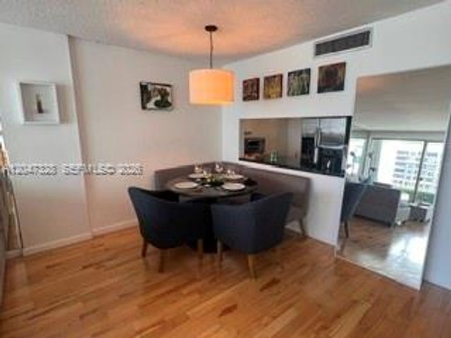 199 Ocean Lane Drive 903, Key Biscayne, FL 33149