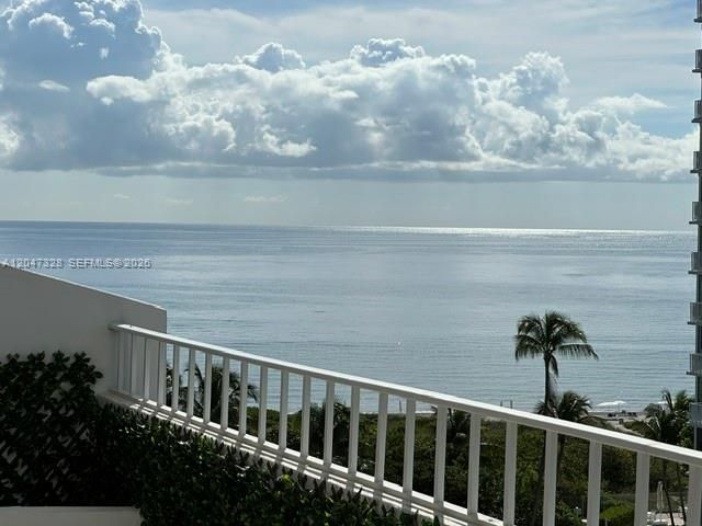 199 Ocean Lane Drive 903, Key Biscayne, FL 33149