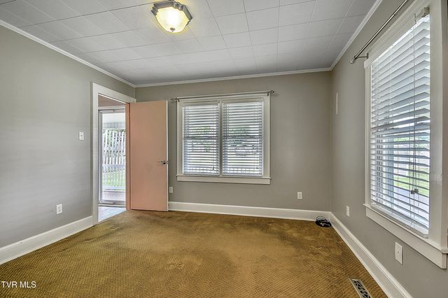 1241 Carolina Avenue, Bristol, TN 37620