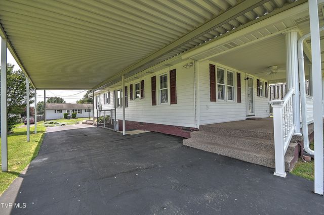 1241 Carolina Avenue, Bristol, TN 37620