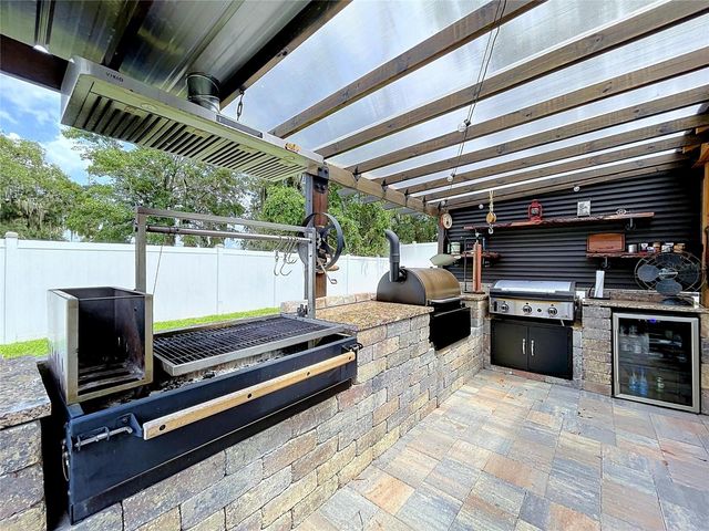 1748 BROOKSTONE WAY, Plant City, FL 33566