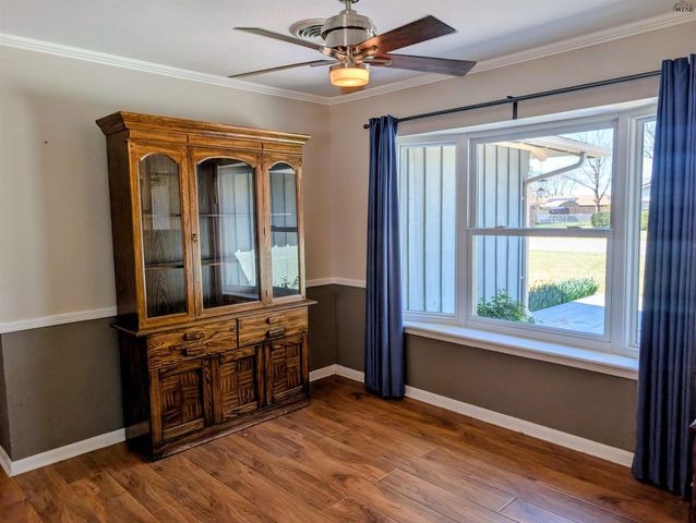 911 EASY STREET, Burkburnett, TX 76354