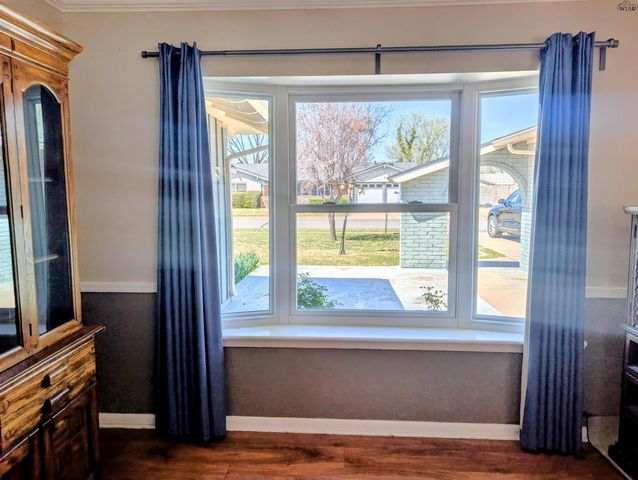 911 EASY STREET, Burkburnett, TX 76354