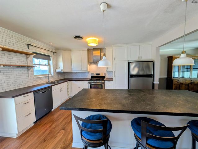 911 EASY STREET, Burkburnett, TX 76354